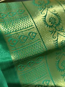 Saree Banarasi elegant Orange &amp; Green