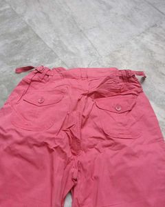 Stylish Pink Cropped Pants