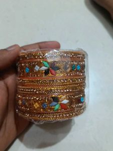 Elegant Gold-Toned Bangle Set