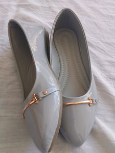Girlish Leather Belly, Comfortable In Walk,Very Smooth For Skin,Very Sharp From Front,Party Wear