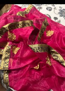 Elegant Pink &amp; Gold Dupatta Unused