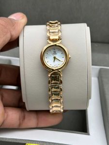 FENDI PREMIUM QUALITY LADIES WATCH@SALE