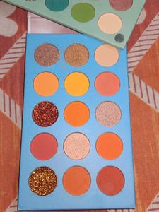 Minara 60 Color Eyeshadow Palette