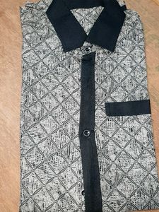 brand new 🆕 Geometric Pattern Button-Up Shirt