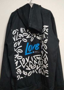 Cozy Charcoal Grey Hoodie &amp; Light Wash Jeans