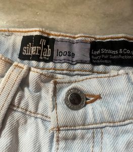 levis straight white /light denim jeans
