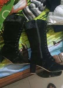 Black Lace-Up Fur Boots