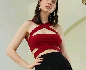 Stylish Criss-Cross Halter Neck Crop Top