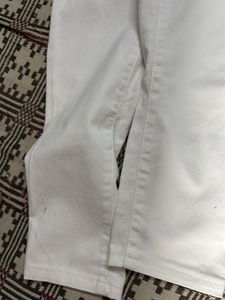 pretty white colour skin fit jeans
