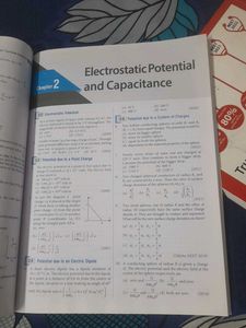 NEET 35 Year Chapterwise Solutions Books
