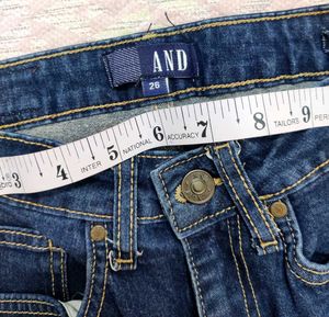 GAP Raw Hem 👖 Jeans 💙 Price Reduced 📢