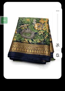 Beautiful Floral Print Saree