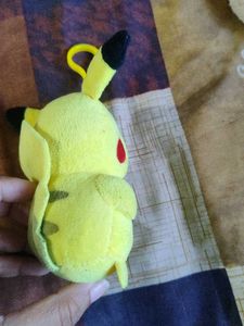 Pokemon bagcharm Pikachu