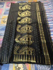 Elegant Black Saree with Gold Motifs