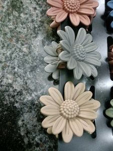 Set of 12 Daisy Flower Hair Clips