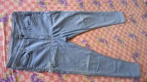 Skinny Fitting Jeans