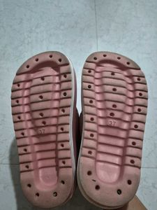 Cute Pink Bow Flip Flops