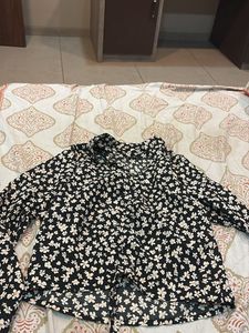 Chic Floral Print Long Sleeve Blouse