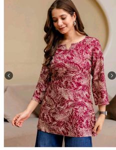 Maroon Leaf Print Kurta