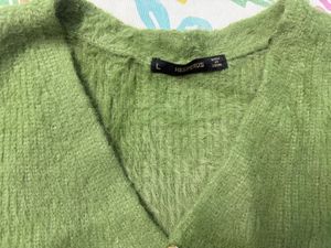 Chic Green Button-Up Cardigan