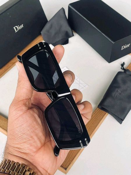 Women > Sunglasses | Dior Master copy Shades New Stock | Freeup display picture 1