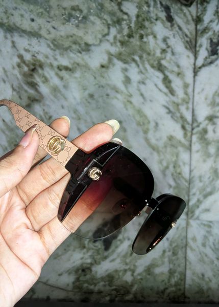 Women > Sunglasses | Gucci First Copy Shades | Freeup display picture 2