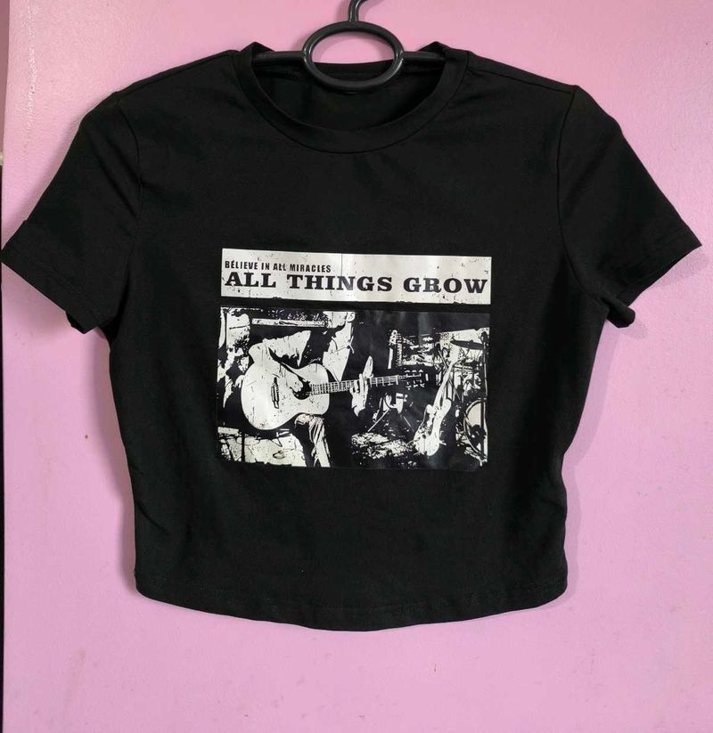Black "All Things Grow" Graphic T-Shirt