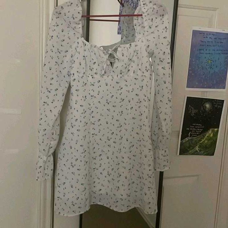 H&amp;M Chic Floral Print Mini Dress