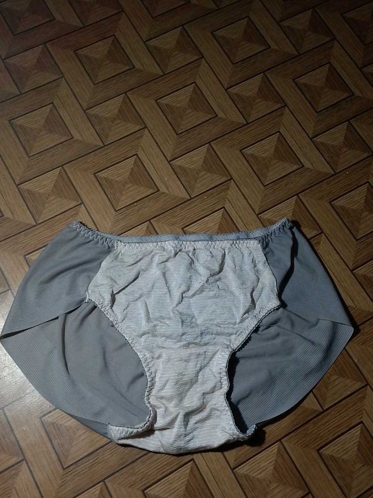 Comfortable Women's Briefs