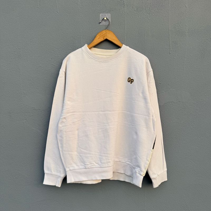 White 'gp' Sweatshirt