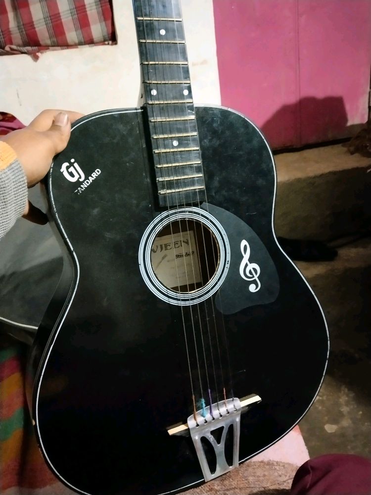 Guitar Hai Badiya Condition Me