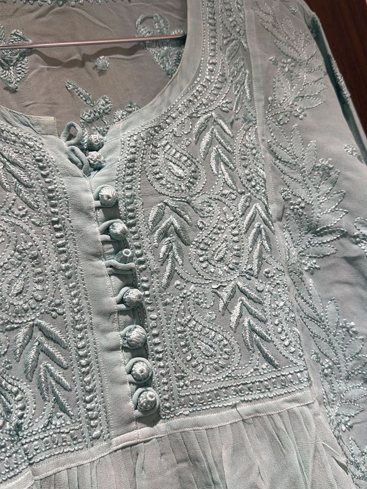 Chikankari kurti