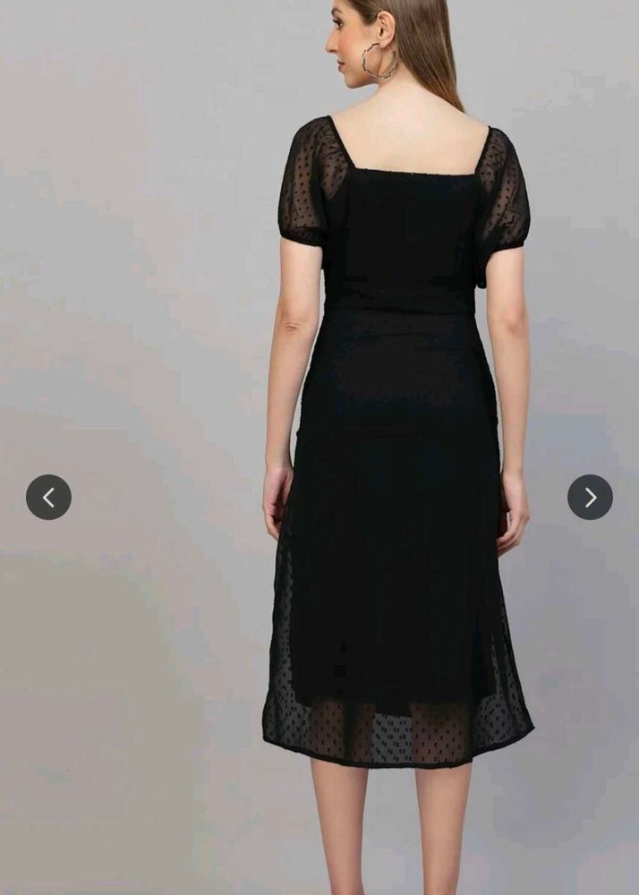 Chic Black Puff Sleeve Dress