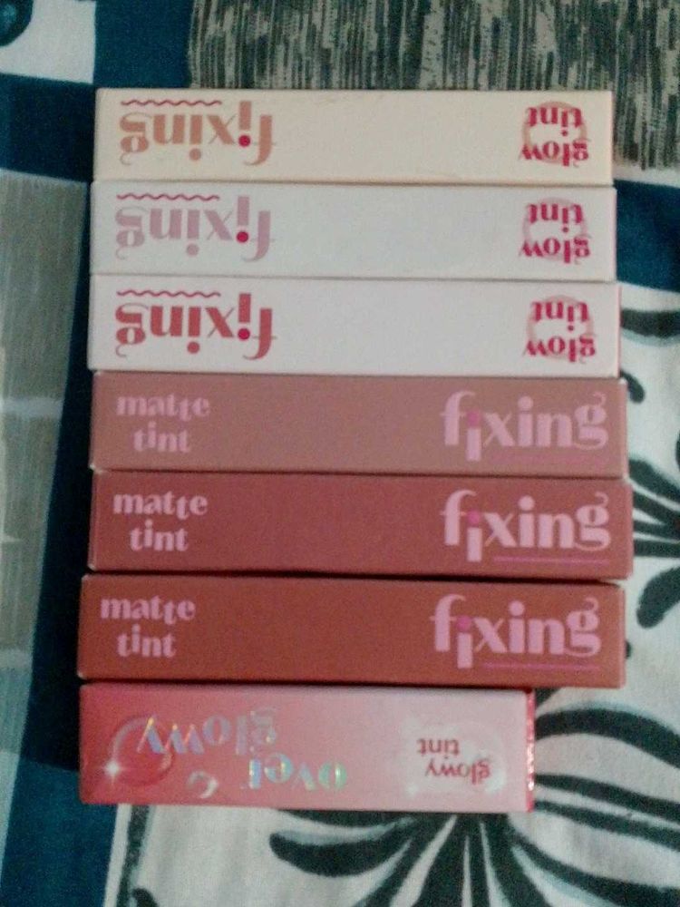 Fixing Matte  &amp; Glowy Tint Lipstick