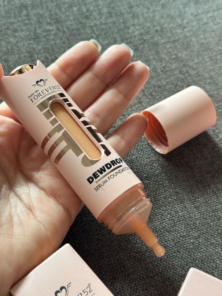 NEW! FOREVER52 Dewdrop Serum Foundation - Light