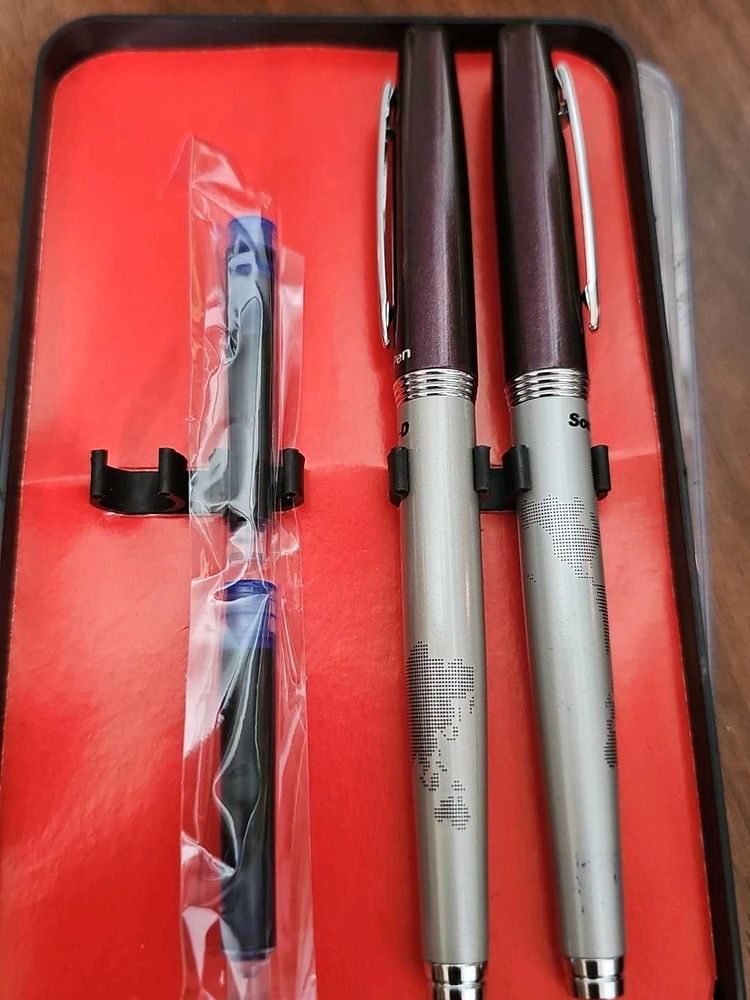 Elegant Pen Set with Ink Cartridges