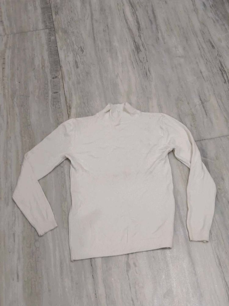 Elegant White Long Sleeve Top