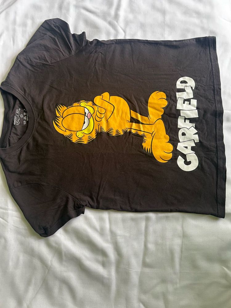 UNWORN Garfield Graphic T-Shirt