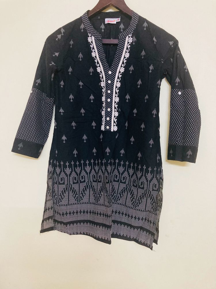 Branded Black Kurti