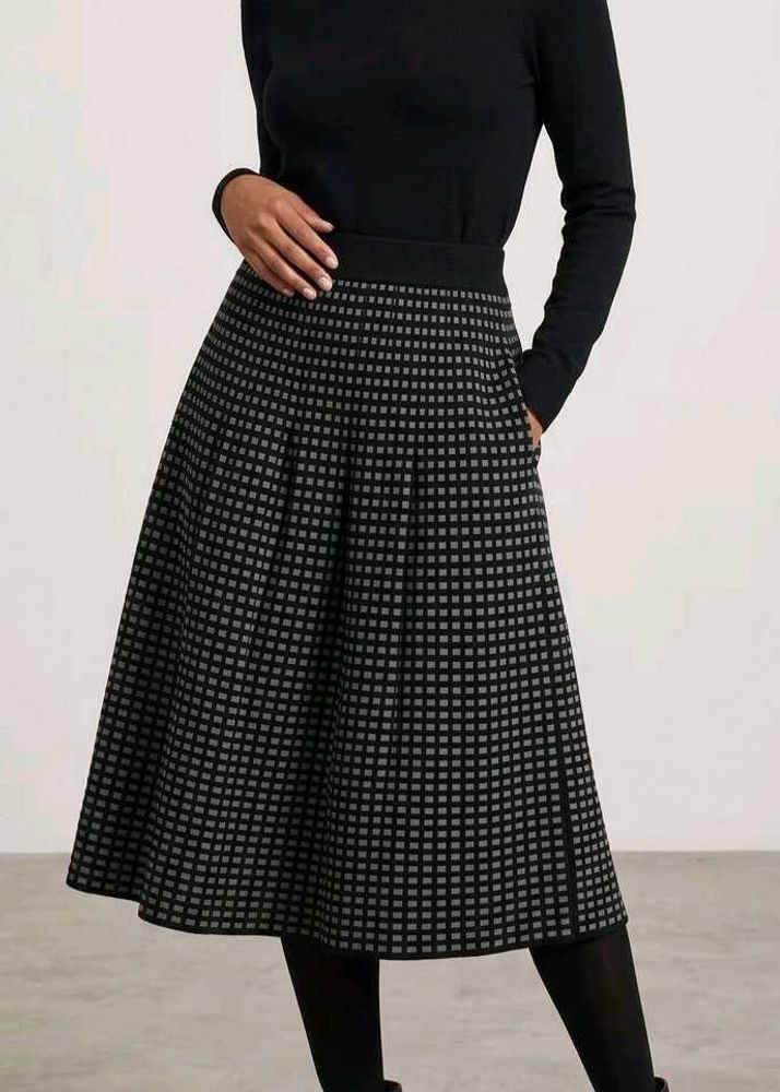 Black &amp; Grey Patterned skirt