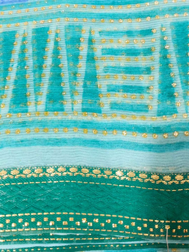 Sari with FREE Accessories .....😍😍