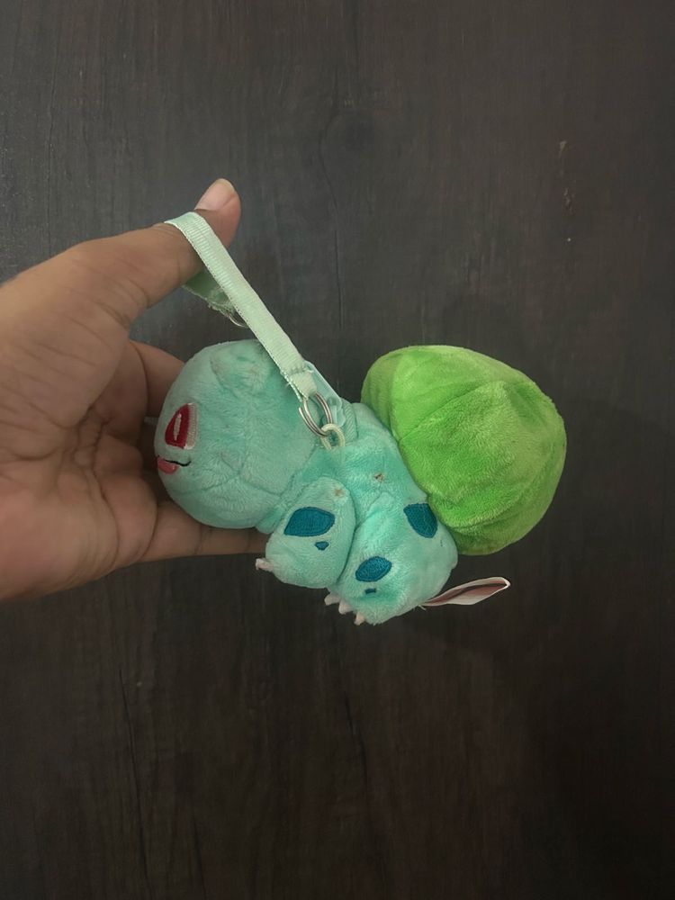 light-green Bulbasaur plush keychain