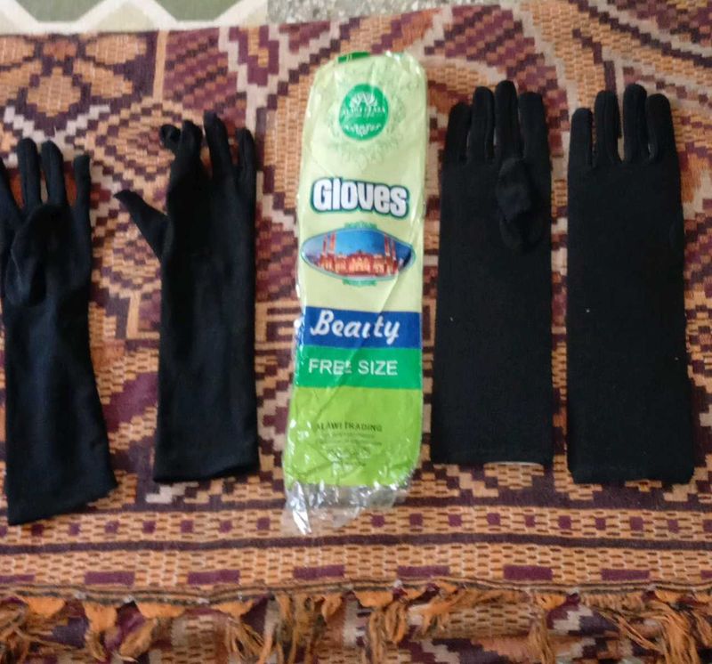 Hand Gloves In Use For Abaya