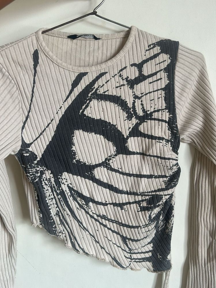 Unique Butterfly Print Ribbed Top