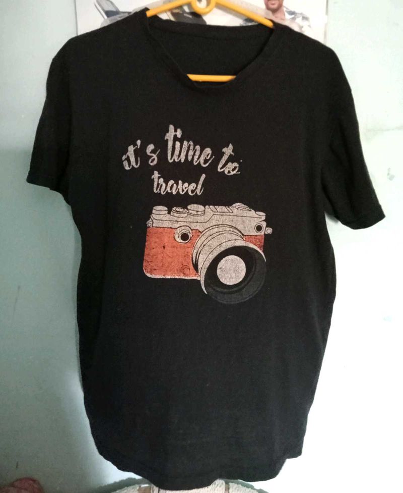 Black T-shirt