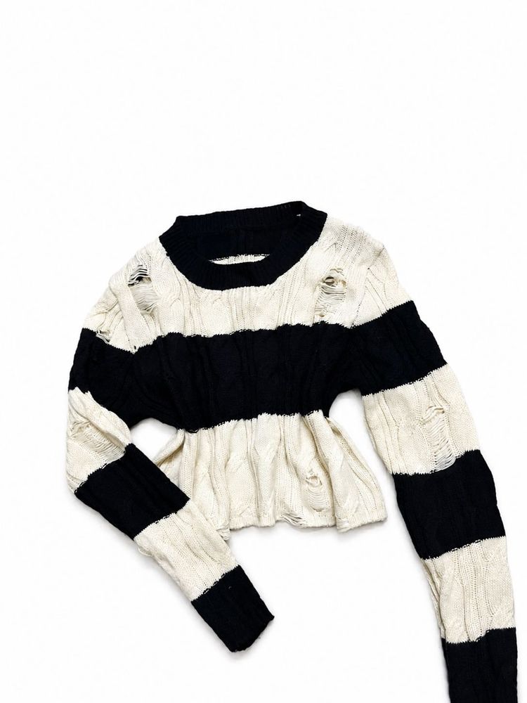 Striped cropped sweater
