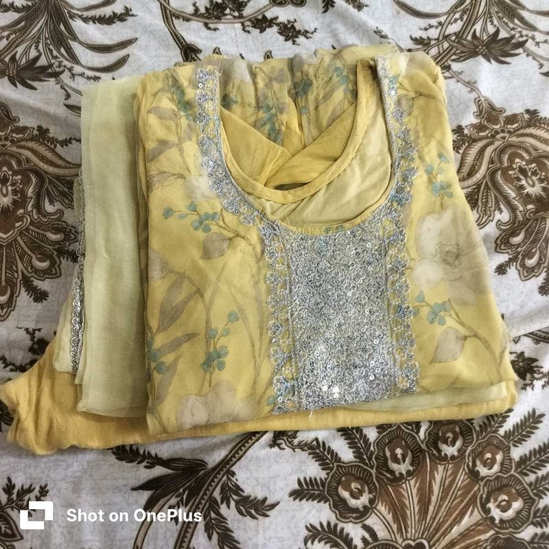 Beautiful Yellow Floral Kurta Set