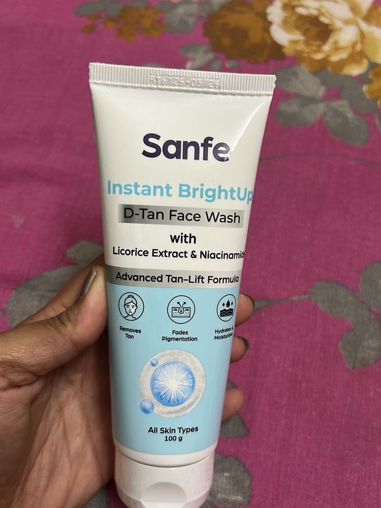 Sanfe Instant BrightUp D-Tan Face Wash