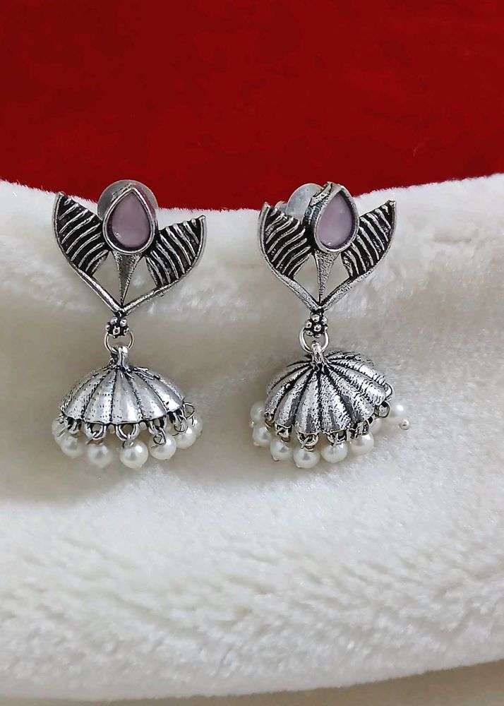 Elegant Silver Jhumka Earrings with Pearls