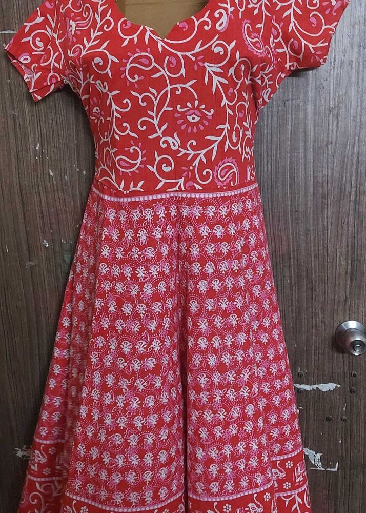 Red pure Cotton Printed dress